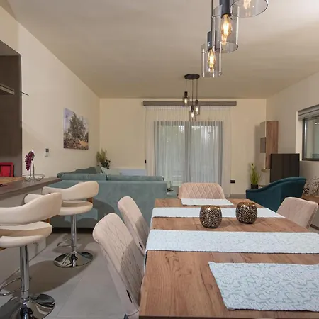 Villa Aerinos Private