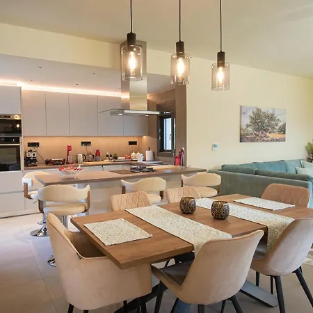 Aerinos Private Villa Lefkada City